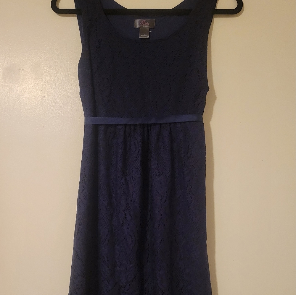 Lace maternity dress BNWOT